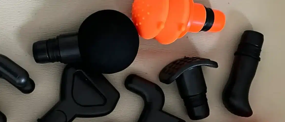 opzetstukken van een massage gun