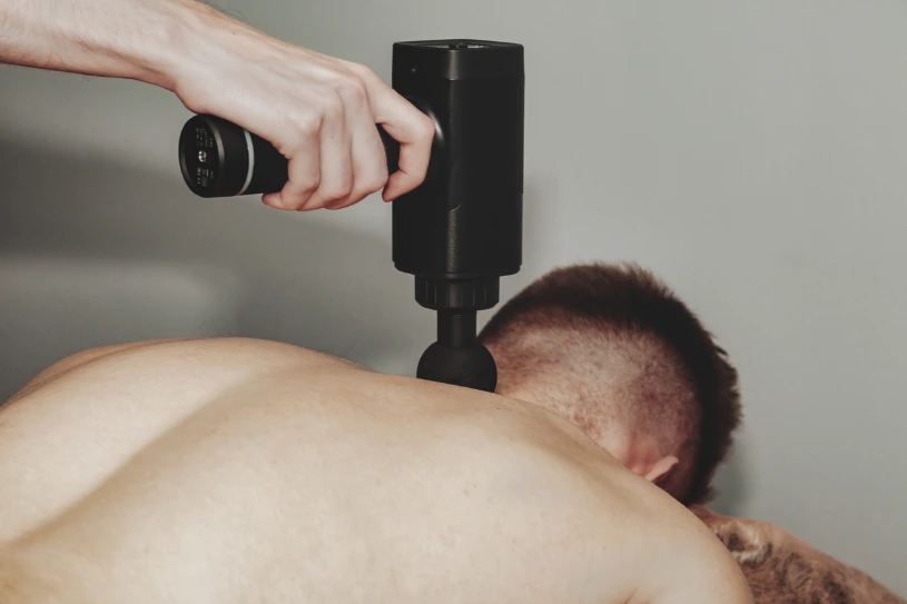triggerpoint nek behandelen met massage gun